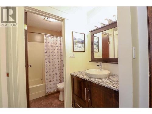 1191 Apex Mountain Road Unit# 304, Penticton, BC - Indoor Photo Showing Bathroom