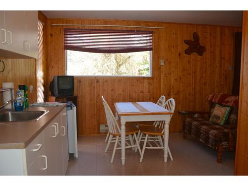12830 Highway 3A, Boswell, BC - Indoor Photo Showing Other Room