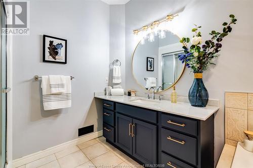 19 Montego Bay Crescent, Kingsville, ON - Indoor Photo Showing Bathroom