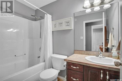 131 Main Street W, Warman, SK - Indoor Photo Showing Bathroom