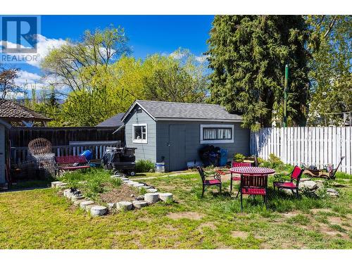 878 Cadder Avenue, Kelowna, BC - Outdoor With Deck Patio Veranda