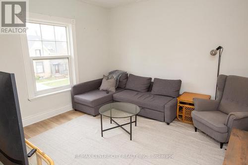 91 Stanley St, London, ON - Indoor Photo Showing Living Room