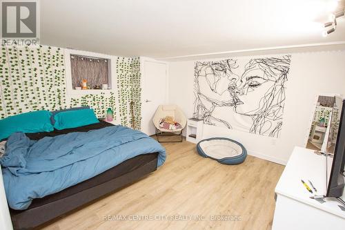 91 Stanley Street, London, ON - Indoor Photo Showing Bedroom