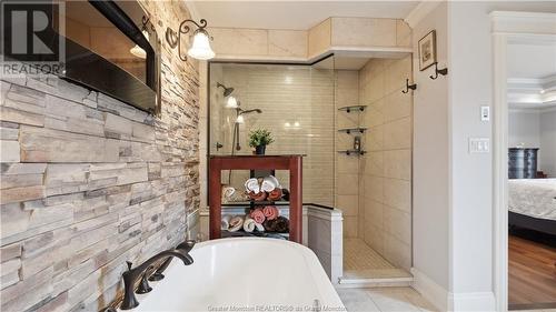 213 Timberline, Moncton, NB - Indoor Photo Showing Bathroom