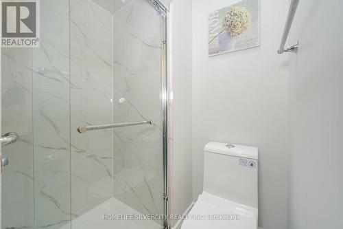 92 Cedarwood Cres, Brampton, ON - Indoor Photo Showing Bathroom
