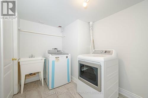 92 Cedarwood Cres, Brampton, ON - Indoor Photo Showing Laundry Room