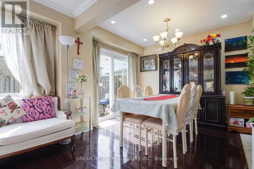 #76 -7500 Goreway Dr, Mississauga, ON - Indoor Photo Showing Dining Room