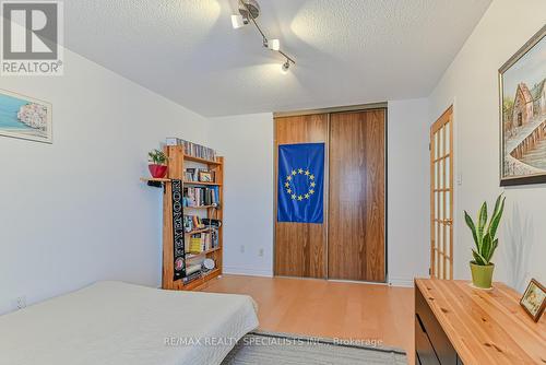 100 Ellis Drive, Brampton, ON - Indoor Photo Showing Bedroom