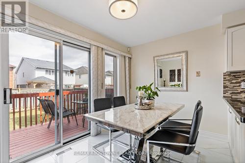 5935 Leeside Crescent, Mississauga, ON - Indoor Photo Showing Dining Room