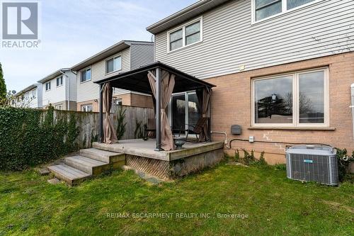 4565 Juniper Court, Lincoln, ON - Outdoor With Deck Patio Veranda With Exterior