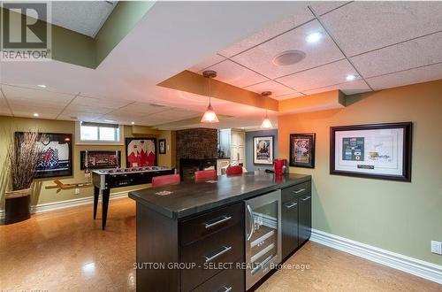 647 Grosvenor St, London, ON - Indoor Photo Showing Other Room