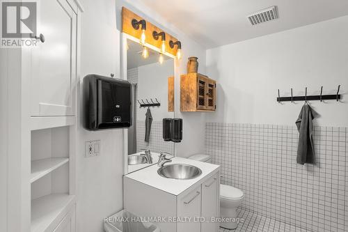 136 - 1173 Dundas Street E, Toronto, ON - Indoor Photo Showing Bathroom
