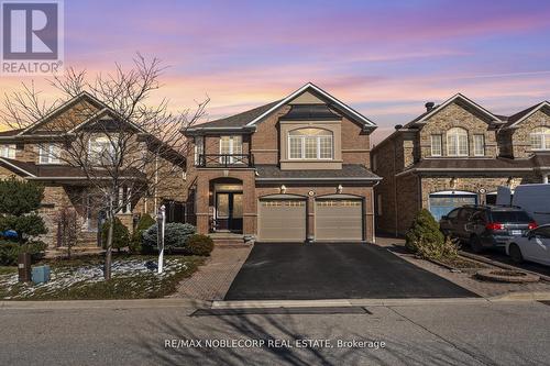 36 Venice Gate Dr, Vaughan, ON - Outdoor With Facade