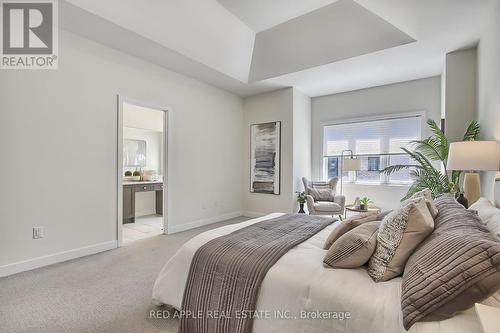 20 Hilts Drive, Richmond Hill, ON - Indoor Photo Showing Bedroom