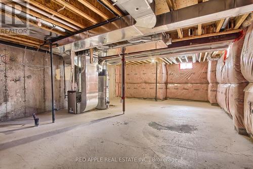 20 Hilts Dr, Richmond Hill, ON - Indoor Photo Showing Basement