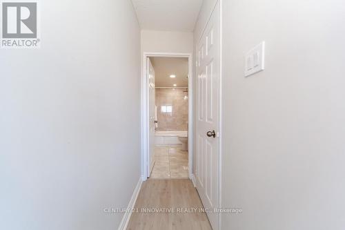 #1406 -8501 Bayview Ave, Richmond Hill, ON - Indoor Photo Showing Other Room
