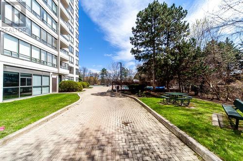 #1406 -8501 Bayview Ave, Richmond Hill, ON - Outdoor