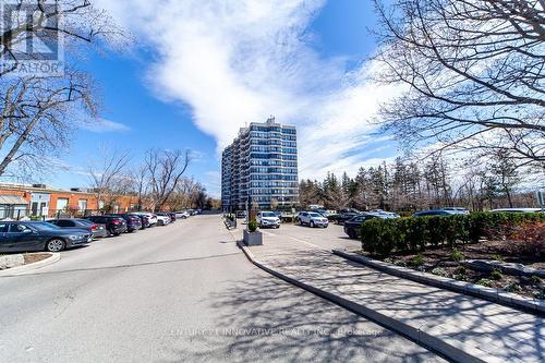 #1406 -8501 Bayview Ave, Richmond Hill, ON - Outdoor