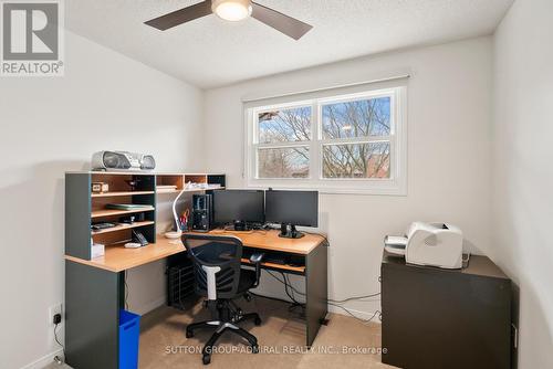4 Parklawn Cres, Markham, ON - Indoor Photo Showing Office