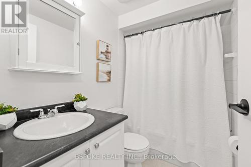 17 Wax Myrtle Way, Toronto, ON - Indoor Photo Showing Bathroom