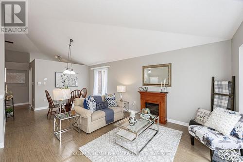 51 Apple Tree Cres, Uxbridge, ON - Indoor Photo Showing Living Room With Fireplace