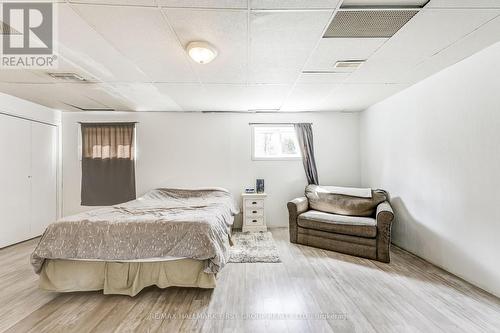 19 Black School Rd, Kawartha Lakes, ON - Indoor Photo Showing Bedroom