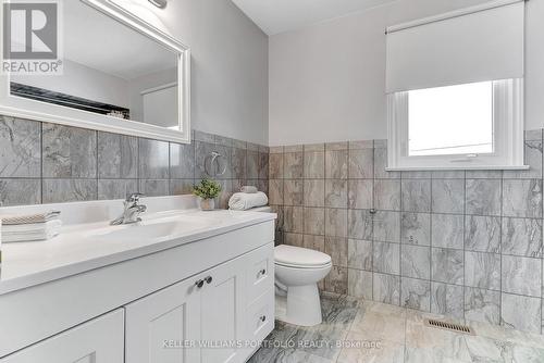 81 Powell Rd, Toronto, ON - Indoor Photo Showing Bathroom