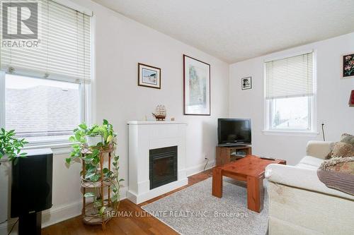 224 College Ave, Oshawa, ON - Indoor Photo Showing Living Room With Fireplace