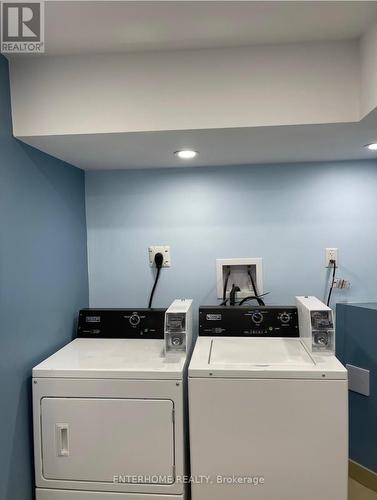 6 Wallbridge Court, Toronto, ON - Indoor Photo Showing Laundry Room