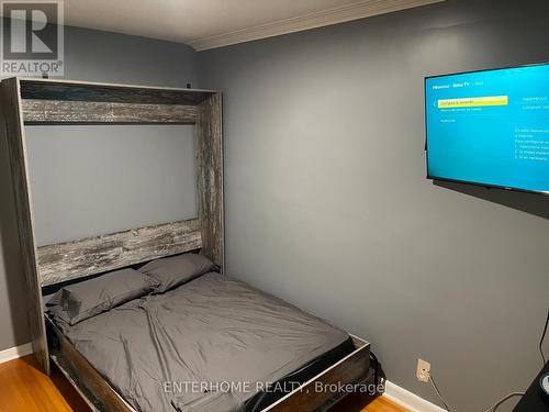 6 Wallbridge Court, Toronto, ON - Indoor Photo Showing Bedroom