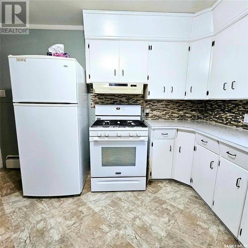 206 Wells Avenue E, Langenburg, SK - Indoor Photo Showing Kitchen