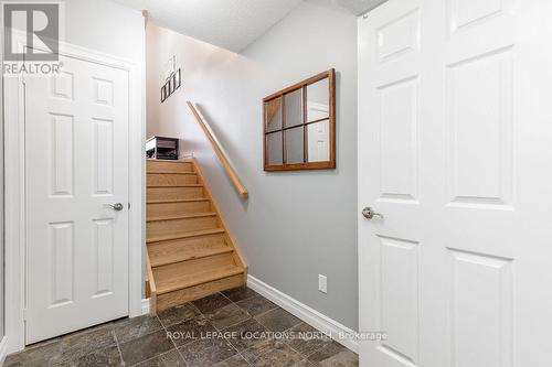 28 Azores Pl, Wasaga Beach, ON - Indoor Photo Showing Other Room