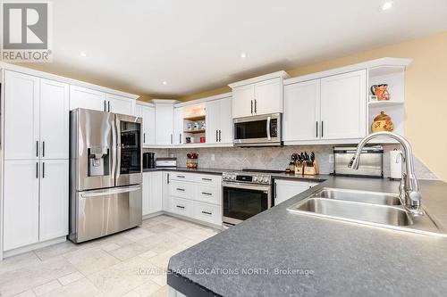 28 Azores Pl, Wasaga Beach, ON - Indoor Photo Showing Kitchen With Stainless Steel Kitchen With Double Sink