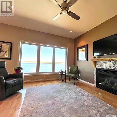 3 Lakeview Drive Sunridge Resort, Webb Rm No. 138, SK - Indoor Photo Showing Living Room With Fireplace