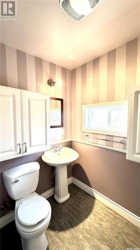 450 Macdonald Avenue, Craik, SK - Indoor Photo Showing Bathroom