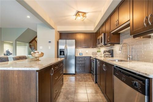 123 Donald Bell Drive, Binbrook, ON - Indoor Photo Showing Kitchen With Upgraded Kitchen