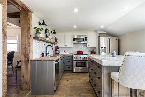 1185 Kohler Road, Cayuga, ON - Indoor Photo Showing Kitchen With Upgraded Kitchen