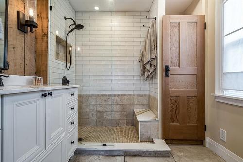 1185 Kohler Road, Cayuga, ON - Indoor Photo Showing Bathroom