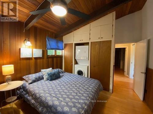 254 Bay Street, Saugeen Shores, ON - Indoor Photo Showing Bedroom