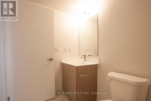 108 - 110 Canon Jackson Drive, Toronto, ON - Indoor Photo Showing Bathroom