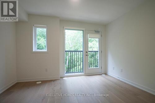 #108 -110 Canon Jackson Dr, Toronto, ON - Indoor Photo Showing Other Room