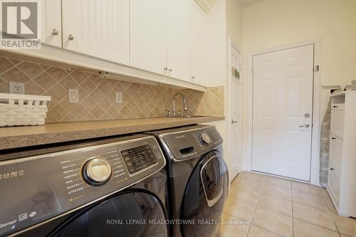 3509 Stonecutter Cres N, Mississauga, ON - Indoor Photo Showing Laundry Room