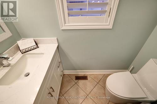 3509 Stonecutter Cres N, Mississauga, ON - Indoor Photo Showing Bathroom