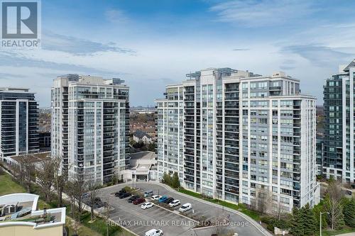 #215 -50 Disera Dr, Vaughan, ON - Outdoor With Facade