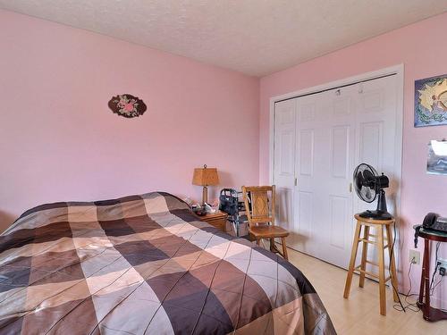 Master bedroom - 5 Rue Joseph-Guiho, Rouyn-Noranda, QC - Indoor Photo Showing Bedroom