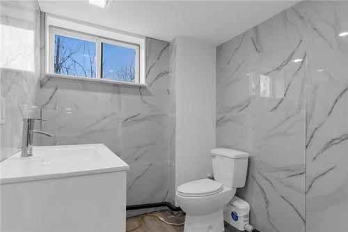 Basement Bathroom - 9393 South Chippawa Road, West Lincoln, ON - Indoor Photo Showing Bathroom