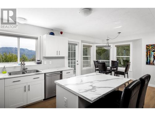 2161 Shamrock Drive, West Kelowna, BC - Indoor Photo Showing Kitchen With Double Sink