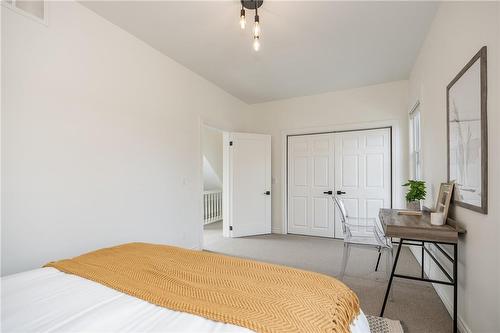 119 Ray Street S, Hamilton, ON - Indoor Photo Showing Bedroom