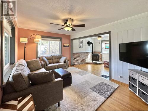 105 Birch Hill, Williams Lake, BC - Indoor Photo Showing Living Room