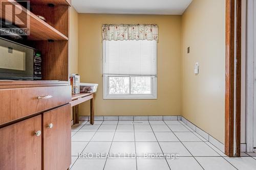 #56 -5536 Montevideo Rd, Mississauga, ON - Indoor